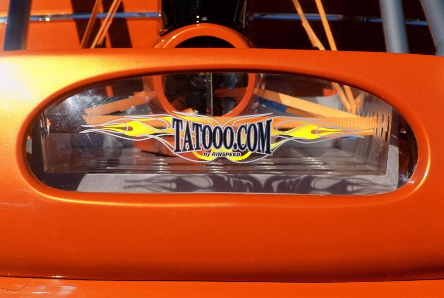 Детали экстерьера Rinspeed Tatooo.com 2000 года  (фото 6 из 16)